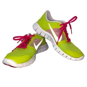 Nike Free Run Big Kids Running Shoes neon green/pink Size 5 youth’s